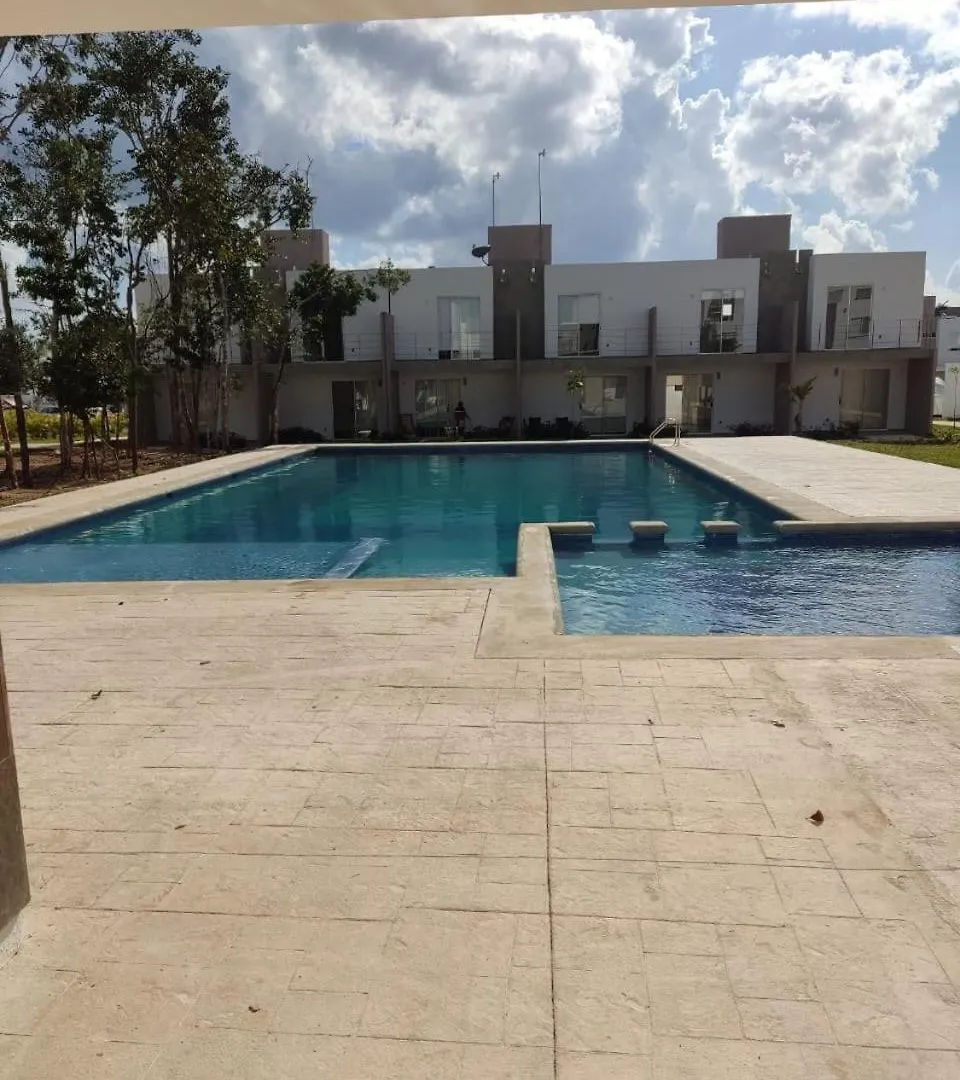 Linda Casa En Playa Del Carmen Villa
