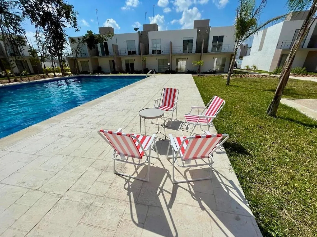 Linda Casa En Playa Del Carmen Villa
